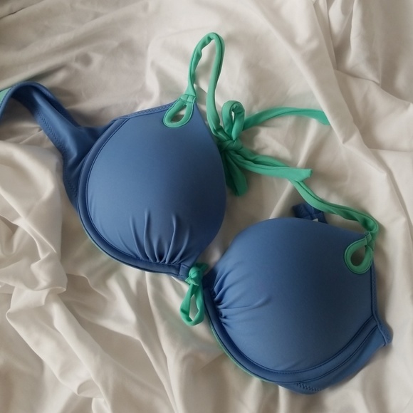 Victoria's Secret Other - Victoria's Secret bikini top 34D Underwire